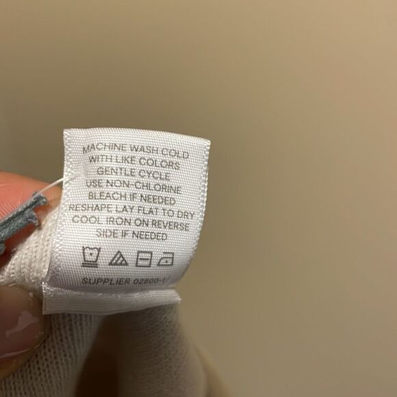 🎉 HP 🎉 Liz Claiborne Wrap in Beige Cream Poncho - Picture 12 of 12